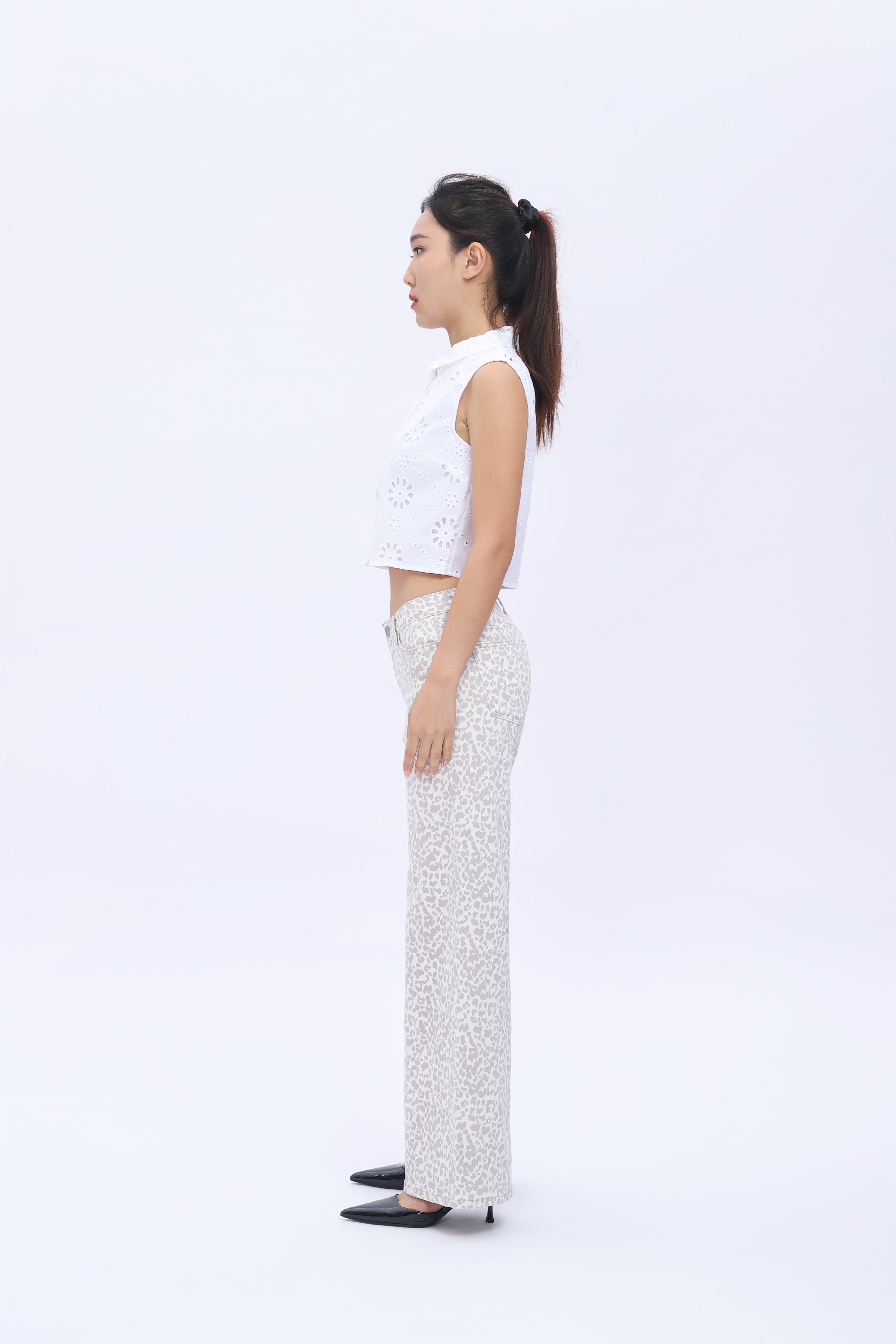 Mid-Low Rise Baggy Jeans