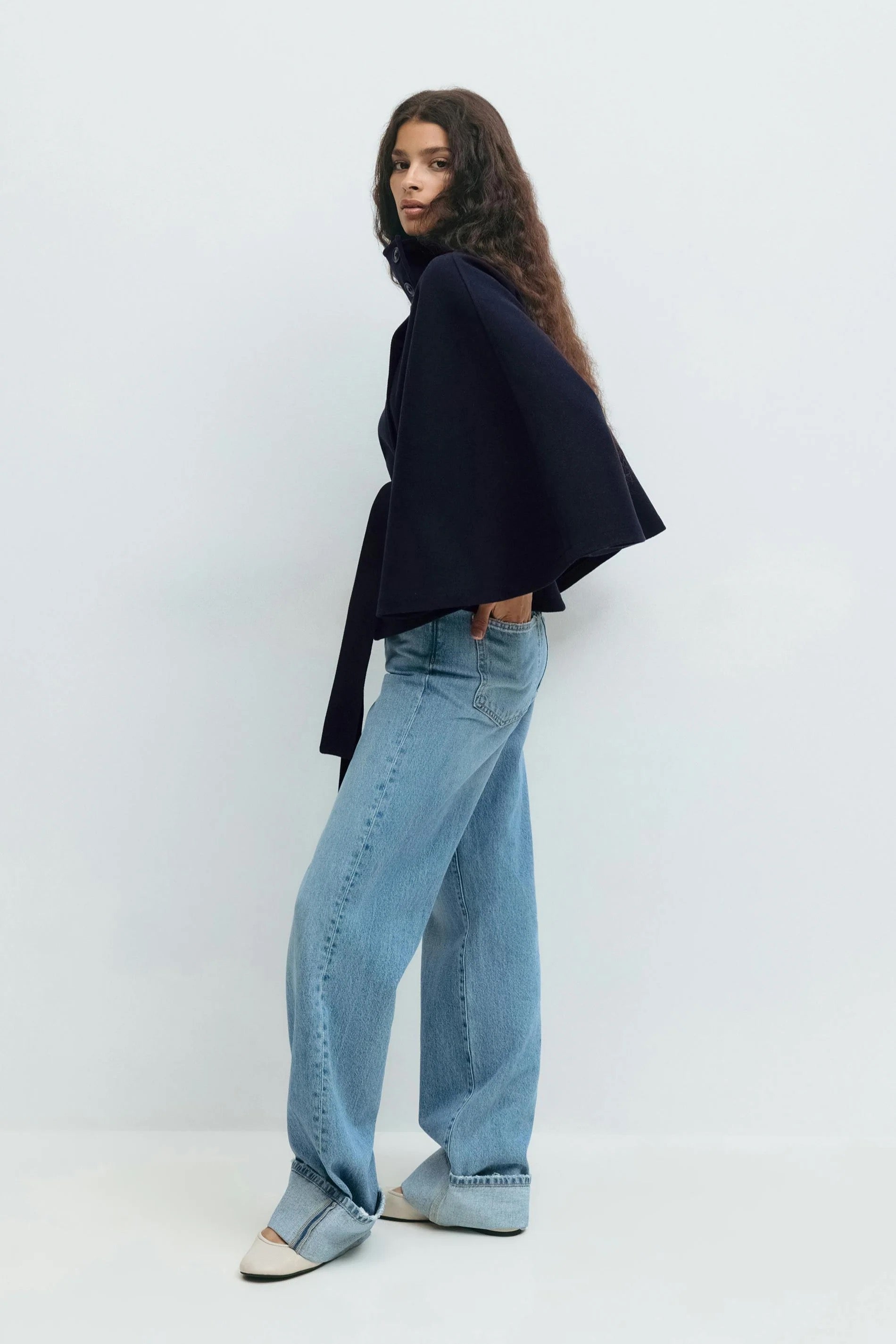 Roselle | Belt Cape Jacket